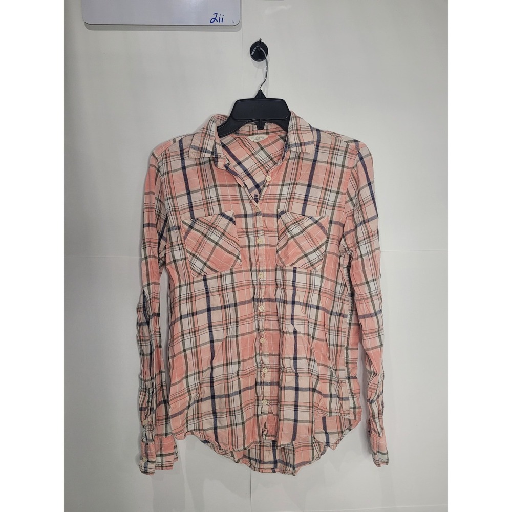 Womens Aeropostale long sleeve button up plaid shirt, size‎ Medium (M)